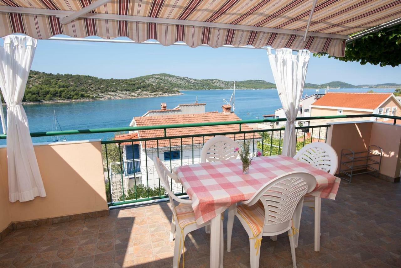 Apartments Vjera Kaprije Εξωτερικό φωτογραφία